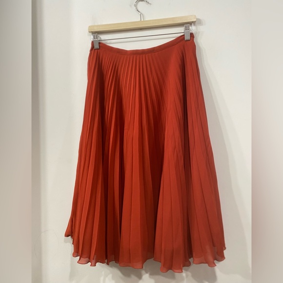 Sandro Paris Sandro Studio Pleated Skirt in Red/ Orange size 2 - Picture 2 of 7